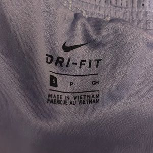 nike, size small, purple